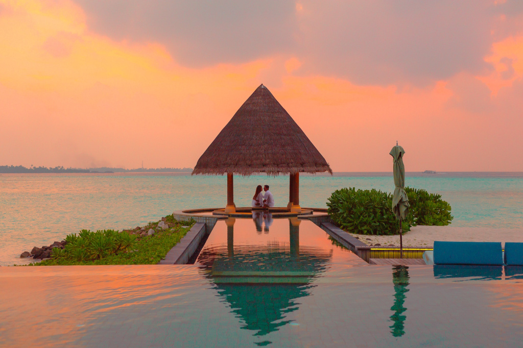Maldives sunset | Panache World luxury travel | Contact us