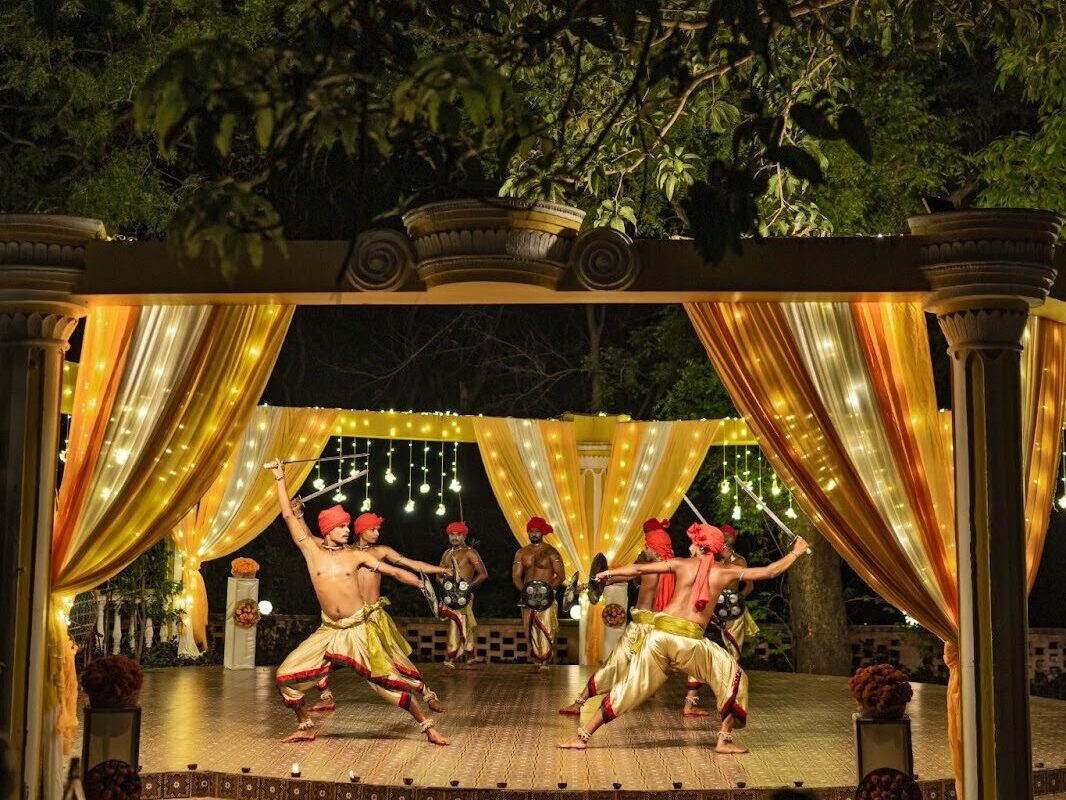 Mayurbhanj Chhaufrom Odisha has leaps, strikes and footwork all rooted in martial
discipline of former elite soldiers of the land. Photo courtesy: RARE India